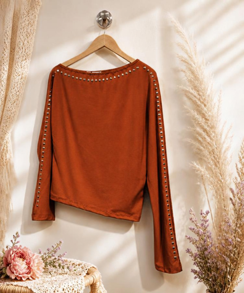 Top Asymétrique Manches Longues & Clous Foxy