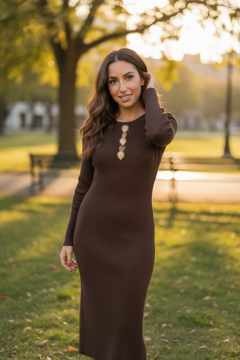 robe maille femme, robe côtelée, robe midi bohème, robe chocolat, robe noire élégante, robe ajustée femme, robe automne hiver, robe chic confortable, HipBoh, robe dorée détail bouton